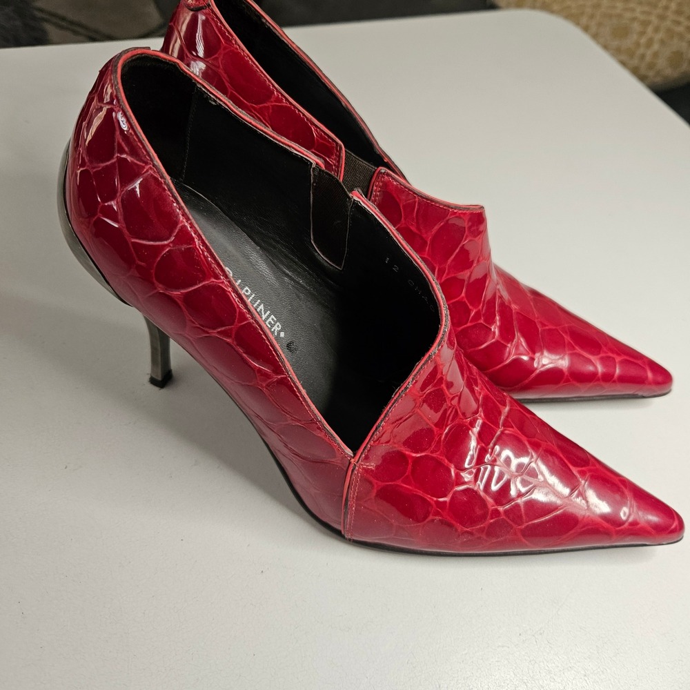 Donald J Pliner Chad Red Croc Patent Leather Pointed Toe Pump Metallic Heel 7.5M